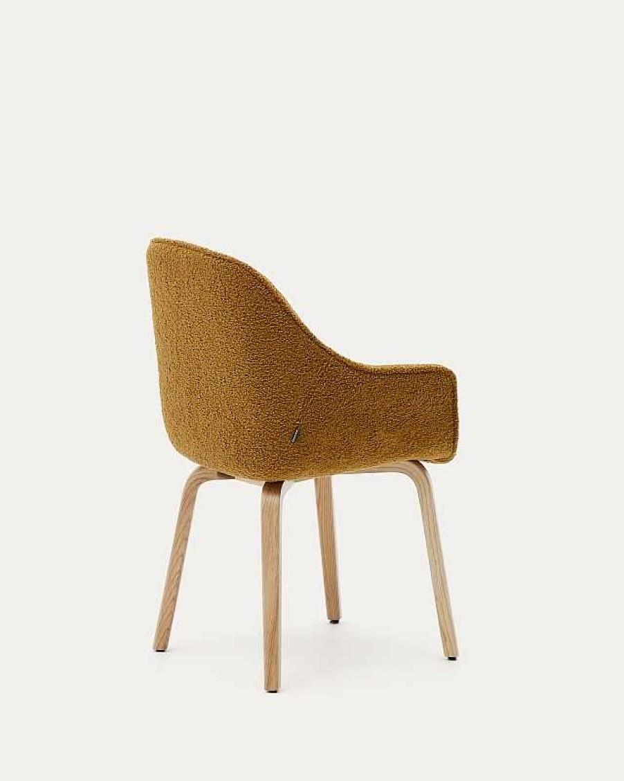 Sillas Kave Home | Silla Aleli De Borreguito Mostaza Y Patas De Madera Maciza De Fresno Con Acabado Natural